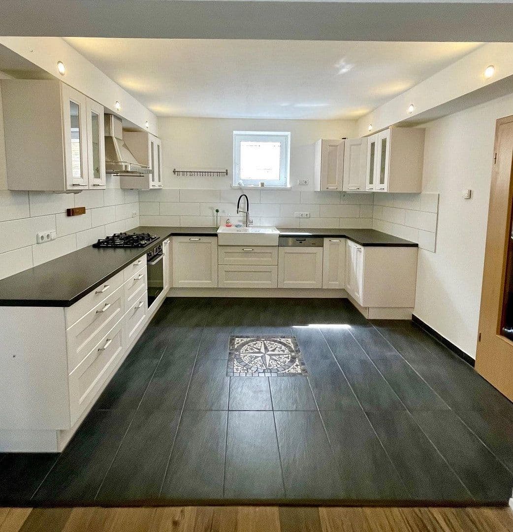 Predaj domu 161 m², pozemek 355 m², Isen, Bavorsko Predaj domu 161 m², pozemek 355 m², Isen, Bavorsko