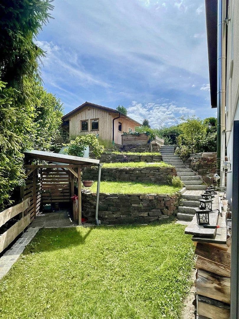 Predaj domu 161 m², pozemek 355 m², Isen, Bavorsko Predaj domu 161 m², pozemek 355 m², Isen, Bavorsko