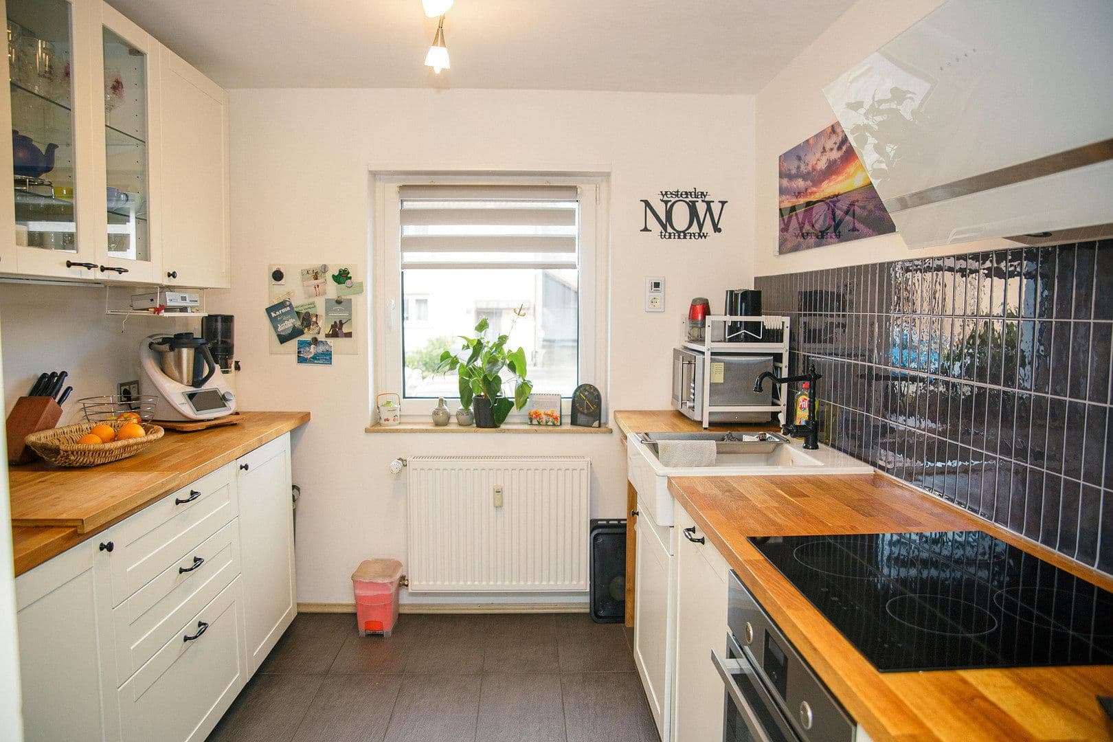 Predaj domu 306 m², pozemek 629 m², Ellerstadt, Porýnie-Falcko Predaj domu 306 m², pozemek 629 m², Ellerstadt, Porýnie-Falcko