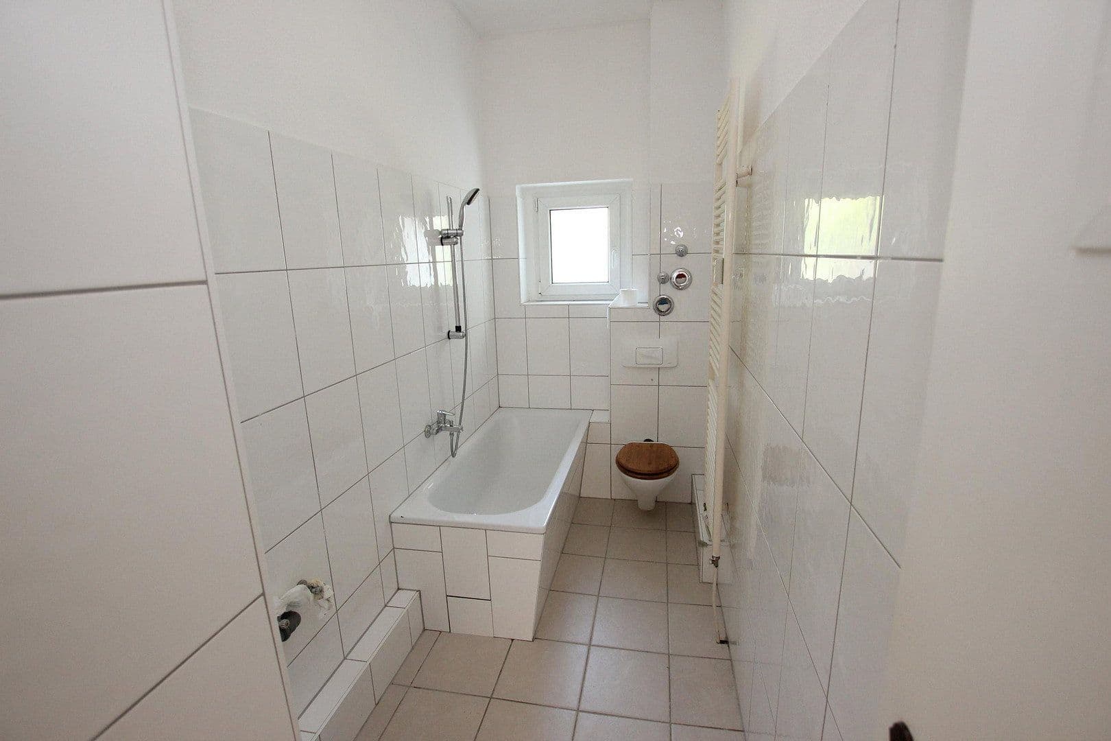 Prenájom bytu 3-izbový 80 m², Schmöckwitzer Straße 109, Eichwalde, Brandenbursko Prenájom bytu 3-izbový 80 m², Schmöckwitzer Straße 109, Eichwalde, Brandenbursko