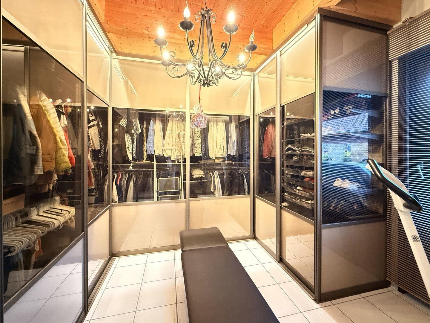 Predaj domu 227 m², pozemek 858 m², Schleebachstr. 34b, Roetgen, Severné Porýnie - Westfálsko Predaj domu 227 m², pozemek 858 m², Schleebachstr. 34b, Roetgen, Severné Porýnie - Westfálsko