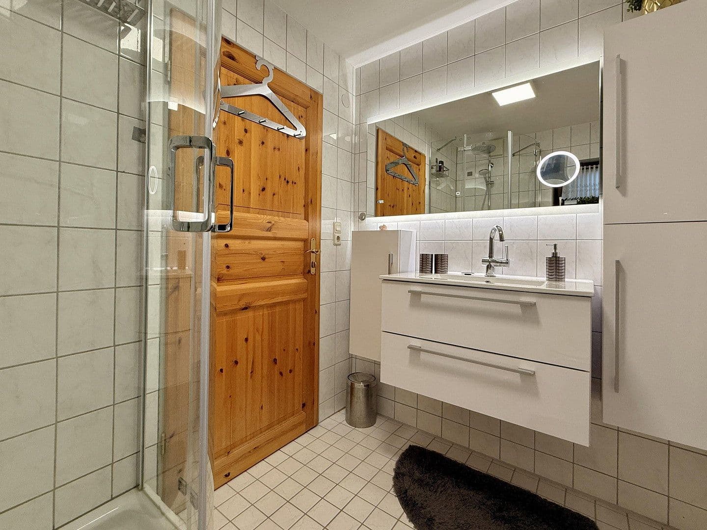 Predaj domu 227 m², pozemek 858 m², Schleebachstr. 34b, Roetgen, Severné Porýnie - Westfálsko Predaj domu 227 m², pozemek 858 m², Schleebachstr. 34b, Roetgen, Severné Porýnie - Westfálsko