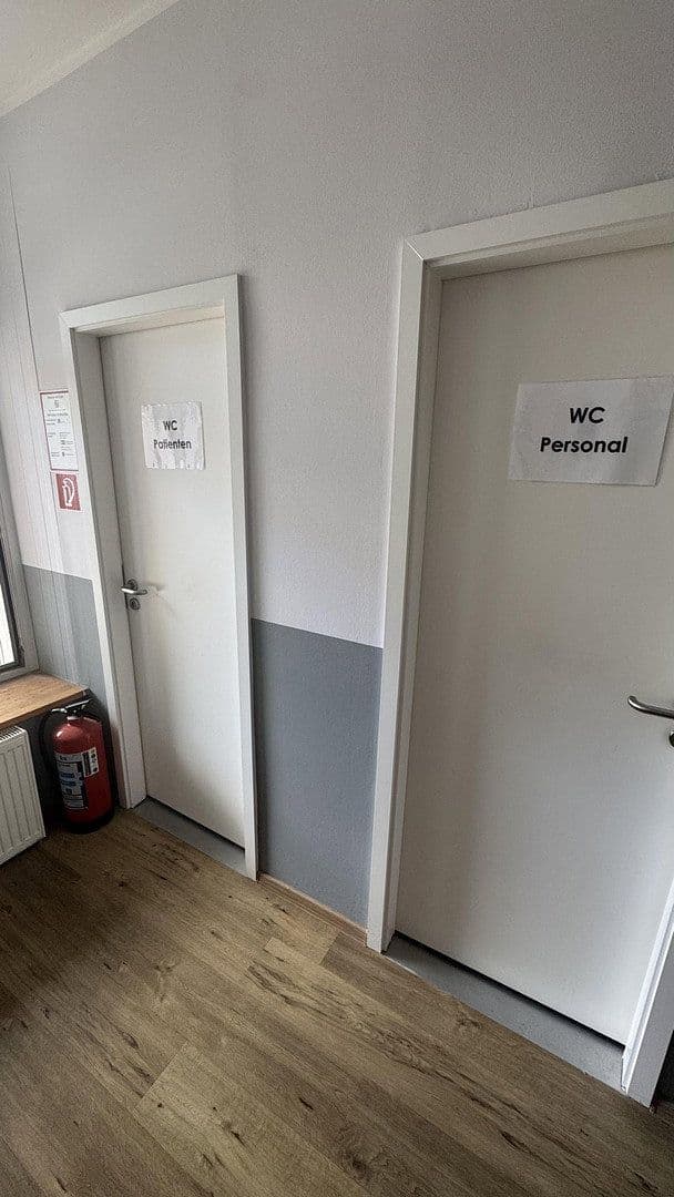 Prenájom kancelárie 130 m², Neusser Str. 1b, Dormagen, Severné Porýnie - Westfálsko Prenájom kancelárie 130 m², Neusser Str. 1b, Dormagen, Severné Porýnie - Westfálsko