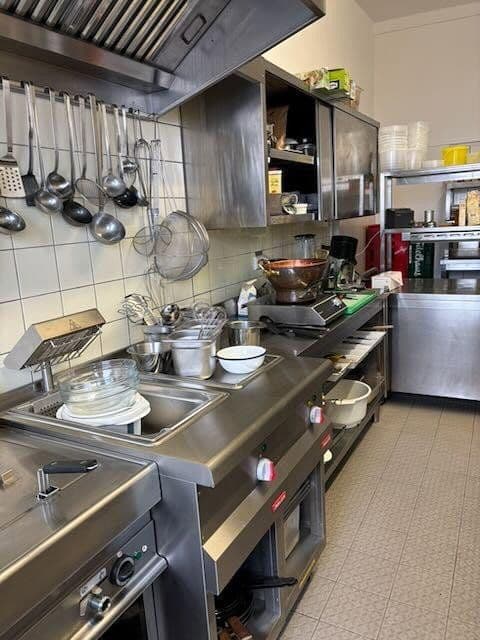 Predaj domu 460 m², pozemek 2.041 m², Rodelhaus 1, Braunlage, Dolné Sasko Predaj domu 460 m², pozemek 2.041 m², Rodelhaus 1, Braunlage, Dolné Sasko