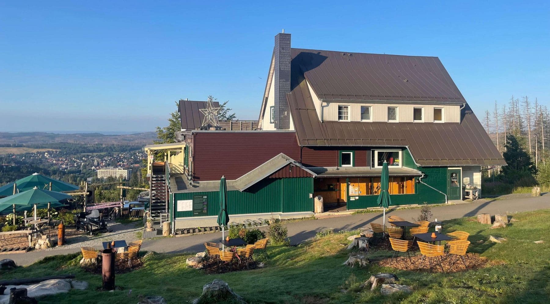 Predaj domu 460 m², pozemek 2.041 m², Rodelhaus 1, Braunlage, Dolné Sasko Predaj domu 460 m², pozemek 2.041 m², Rodelhaus 1, Braunlage, Dolné Sasko