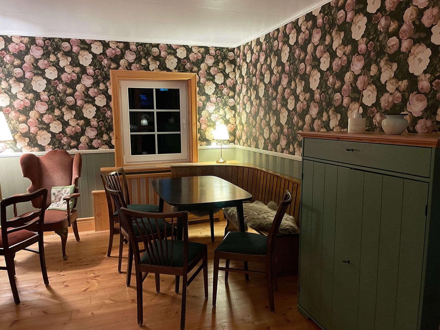 Predaj domu 460 m², pozemek 2.041 m², Rodelhaus 1, Braunlage, Dolné Sasko Predaj domu 460 m², pozemek 2.041 m², Rodelhaus 1, Braunlage, Dolné Sasko