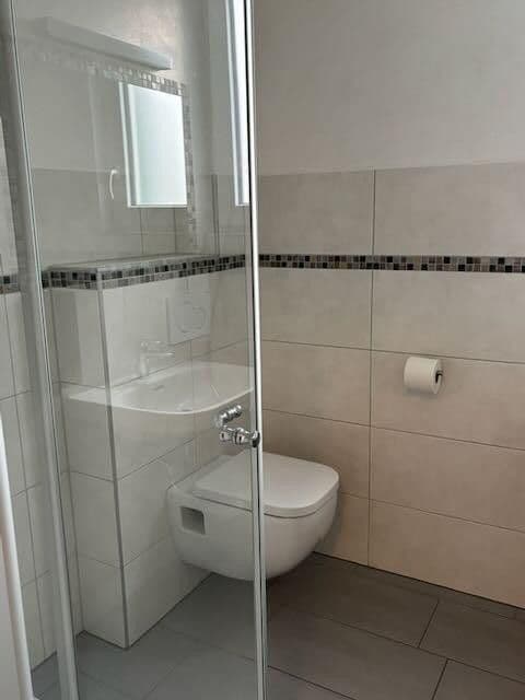 Predaj domu 460 m², pozemek 2.041 m², Rodelhaus 1, Braunlage, Dolné Sasko Predaj domu 460 m², pozemek 2.041 m², Rodelhaus 1, Braunlage, Dolné Sasko