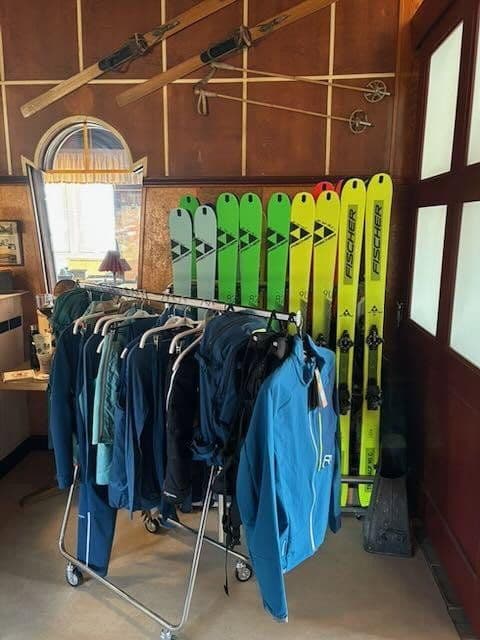 Predaj domu 460 m², pozemek 2.041 m², Rodelhaus 1, Braunlage, Dolné Sasko Predaj domu 460 m², pozemek 2.041 m², Rodelhaus 1, Braunlage, Dolné Sasko