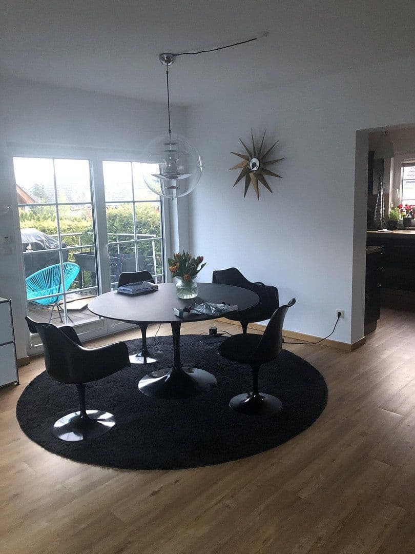 Predaj domu 129 m², pozemek 420 m², Dahlwitzer Str.35, Berlin Mahlsdorf, Berlín Predaj domu 129 m², pozemek 420 m², Dahlwitzer Str.35, Berlin Mahlsdorf, Berlín