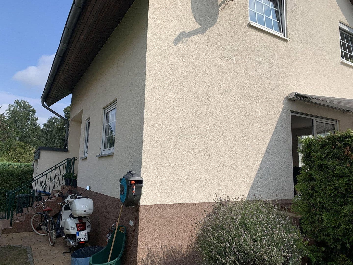 Predaj domu 129 m², pozemek 420 m², Dahlwitzer Str.35, Berlin Mahlsdorf, Berlín Predaj domu 129 m², pozemek 420 m², Dahlwitzer Str.35, Berlin Mahlsdorf, Berlín