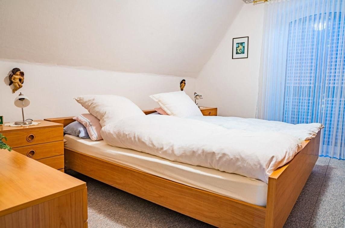 Prenájom domu 162 m², pozemek 1.712 m², Rheine, Severné Porýnie - Westfálsko Prenájom domu 162 m², pozemek 1.712 m², Rheine, Severné Porýnie - Westfálsko