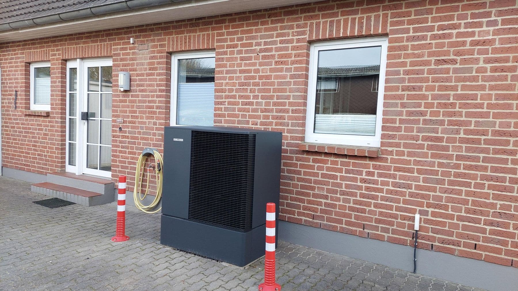 Predaj domu 223 m², pozemek 1.695 m², Steinberg, Šlezvicko-Holštajnsko Predaj domu 223 m², pozemek 1.695 m², Steinberg, Šlezvicko-Holštajnsko