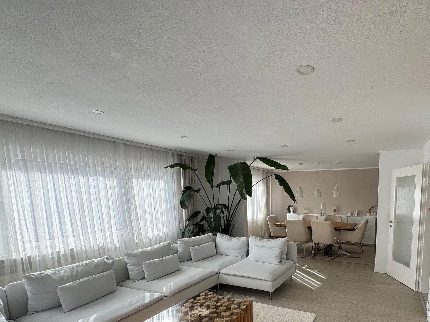 Predaj bytu 3-izbový 90 m², Ehningen, Bádensko-Wurttembersko Predaj bytu 3-izbový 90 m², Ehningen, Bádensko-Wurttembersko