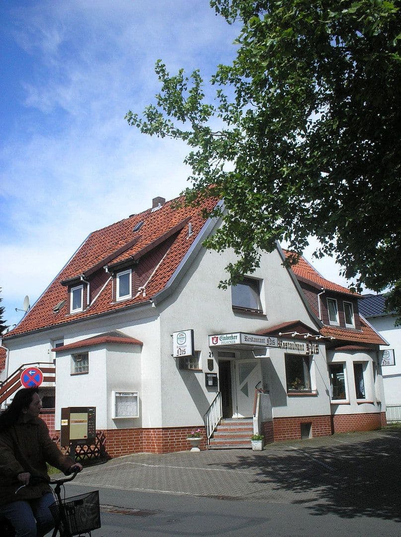 Predaj nebytového priestoru 450 m², Wunstorf, Dolné Sasko Predaj nebytového priestoru 450 m², Wunstorf, Dolné Sasko