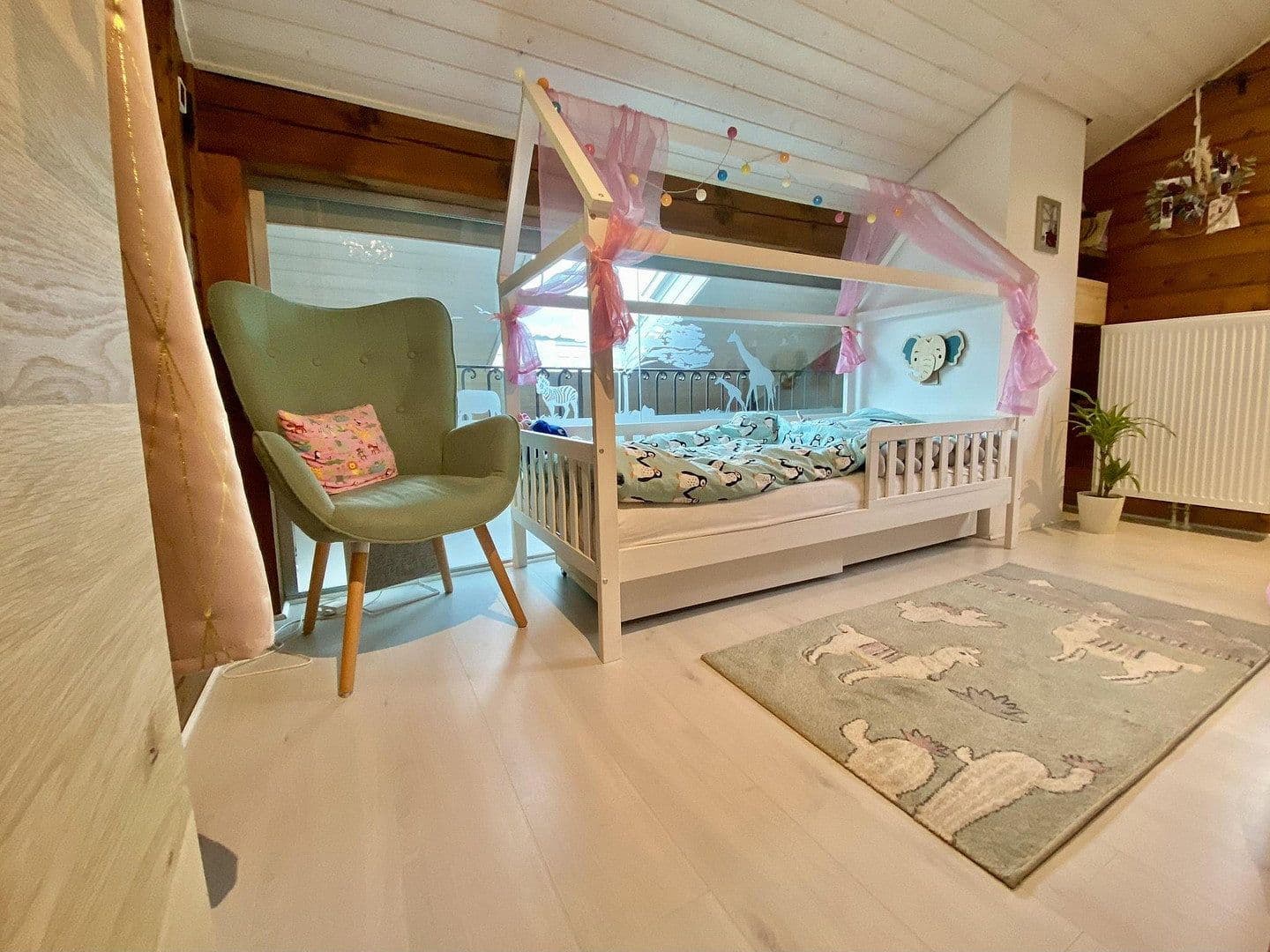 Predaj domu 190 m², pozemek 865 m², Wildberg, Bádensko-Wurttembersko Predaj domu 190 m², pozemek 865 m², Wildberg, Bádensko-Wurttembersko