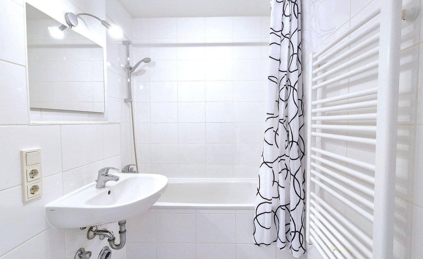 Prenájom bytu 2-izbový 54 m², Max-Friedlaender-Bogen 5, München, Bavorsko Prenájom bytu 2-izbový 54 m², Max-Friedlaender-Bogen 5, München, Bavorsko