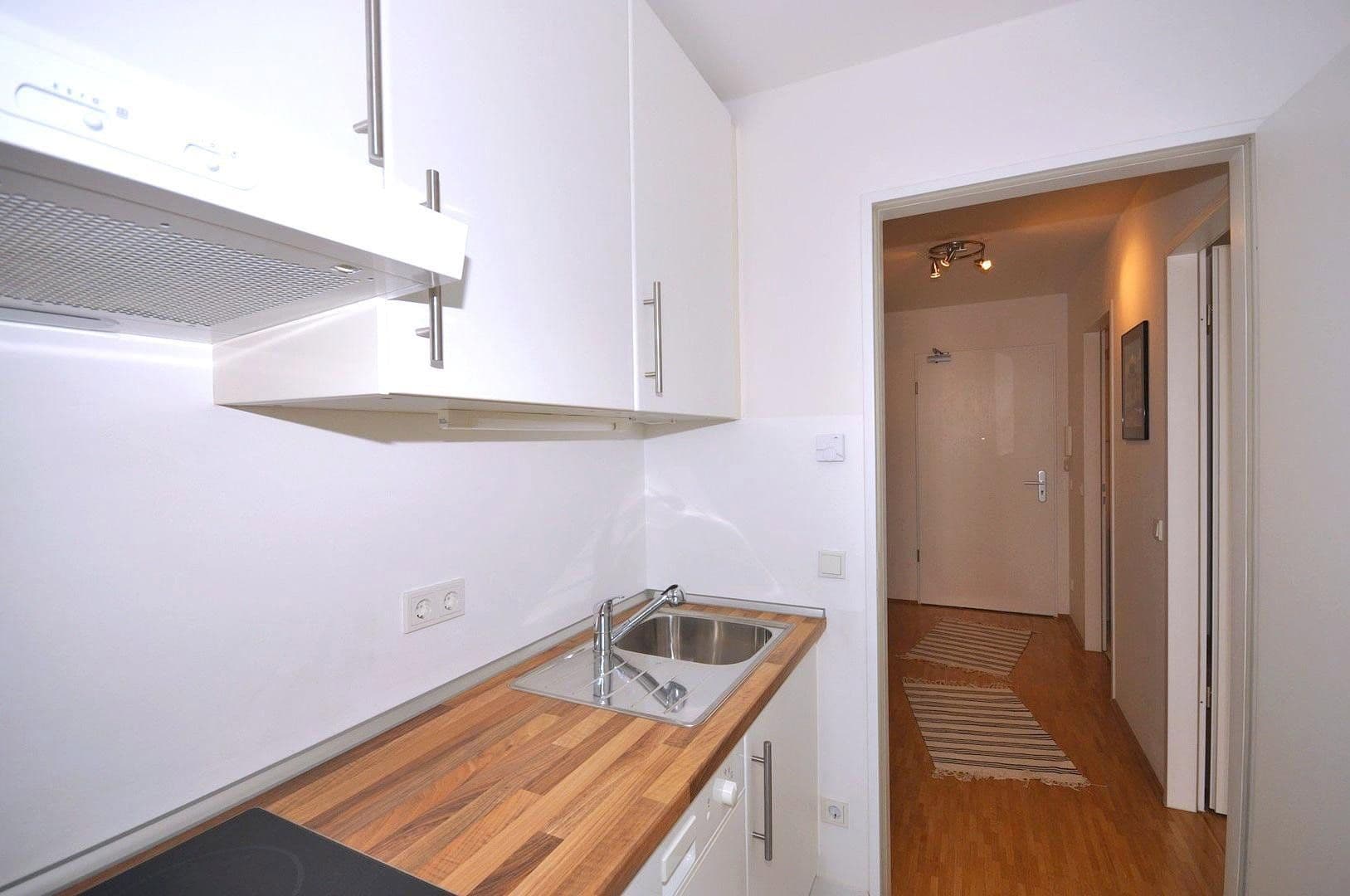 Prenájom bytu 2-izbový 54 m², Max-Friedlaender-Bogen 5, München, Bavorsko Prenájom bytu 2-izbový 54 m², Max-Friedlaender-Bogen 5, München, Bavorsko