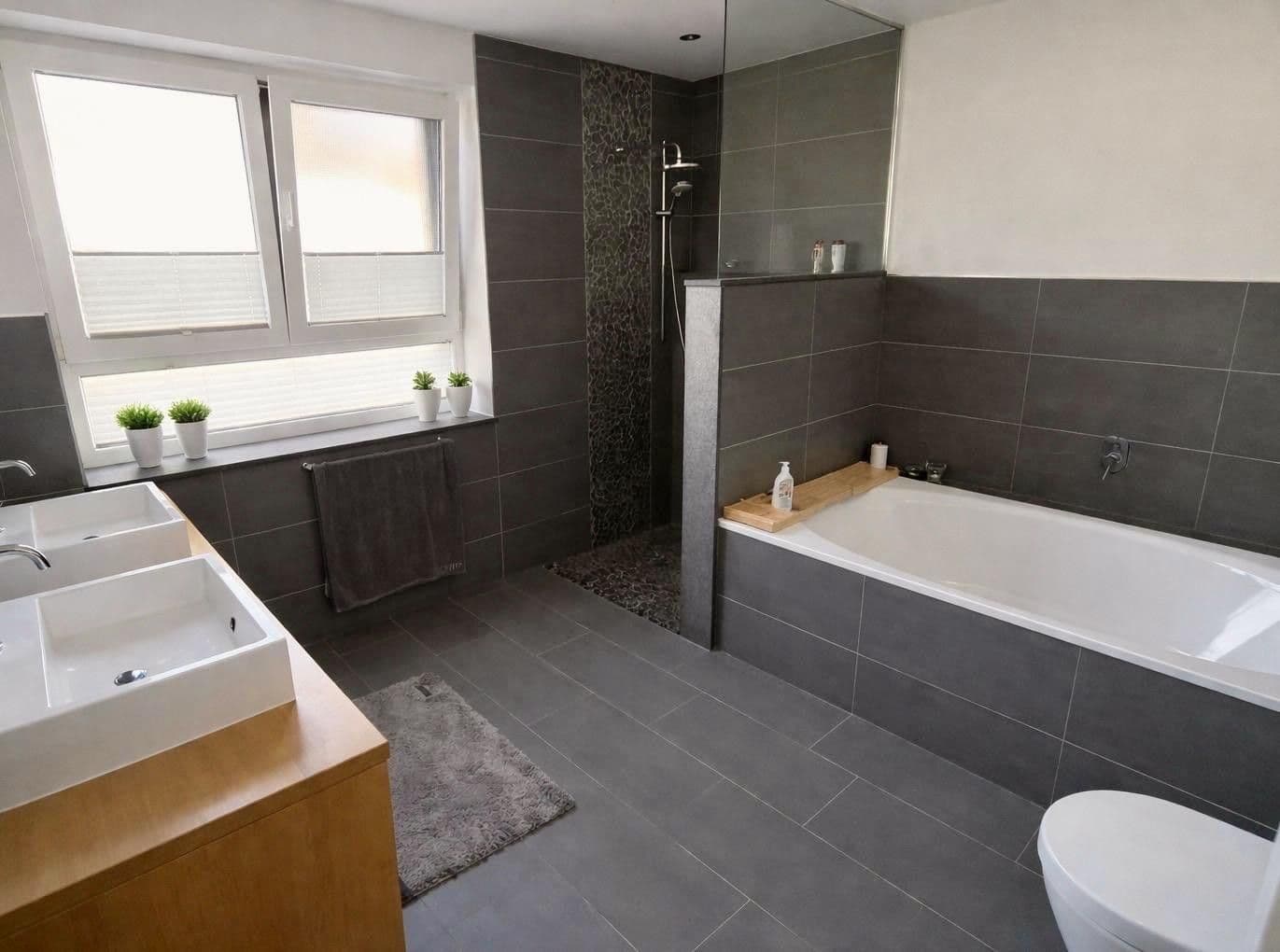 Prenájom domu 237 m², pozemek 588 m², Würselen, Severné Porýnie - Westfálsko Prenájom domu 237 m², pozemek 588 m², Würselen, Severné Porýnie - Westfálsko