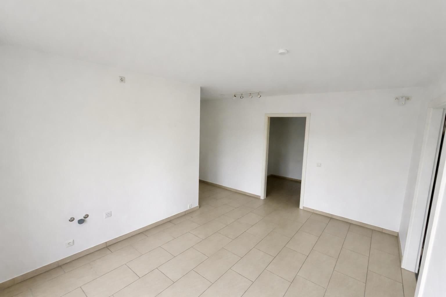 Prenájom domu 237 m², pozemek 588 m², Würselen, Severné Porýnie - Westfálsko Prenájom domu 237 m², pozemek 588 m², Würselen, Severné Porýnie - Westfálsko