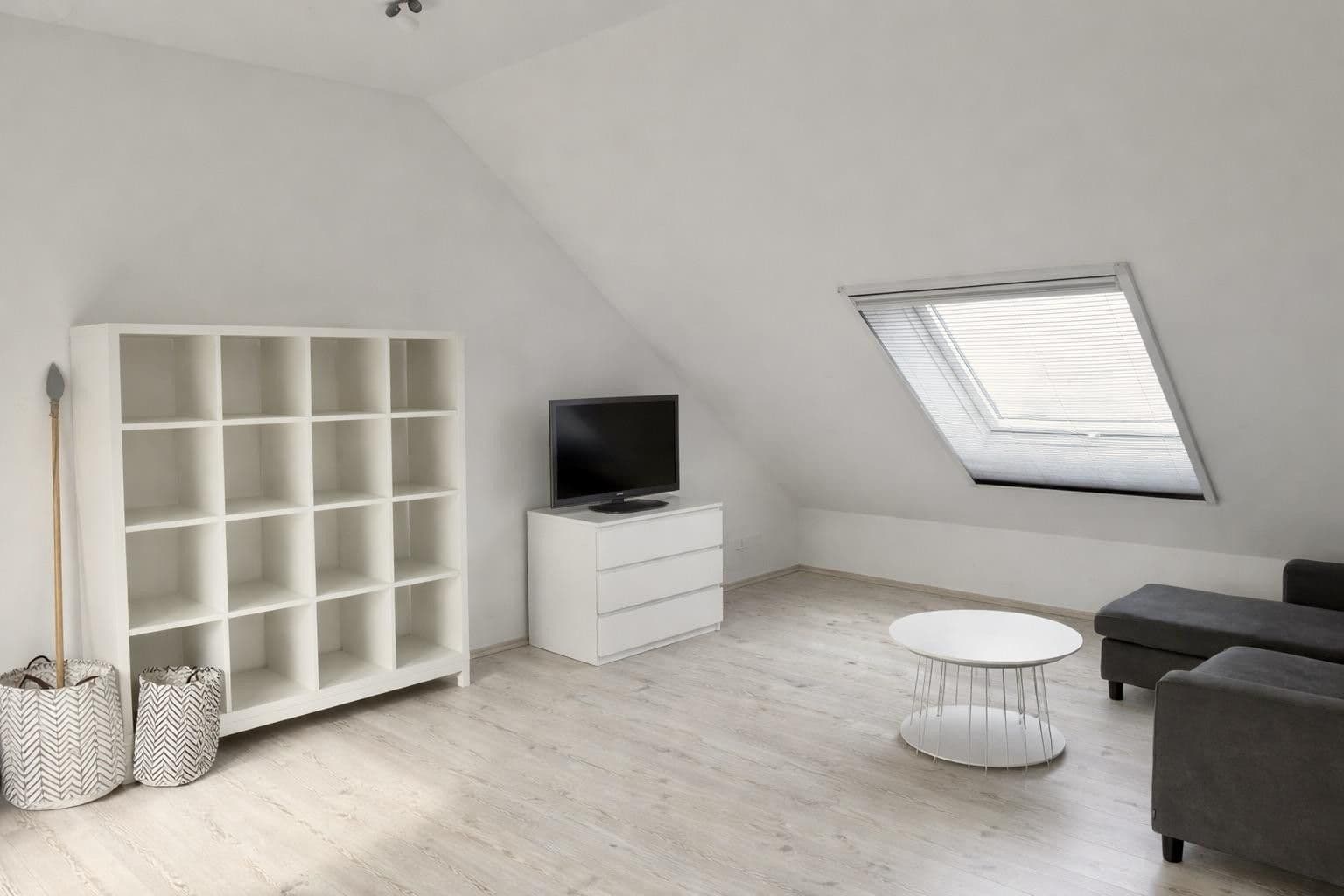 Prenájom domu 237 m², pozemek 588 m², Würselen, Severné Porýnie - Westfálsko Prenájom domu 237 m², pozemek 588 m², Würselen, Severné Porýnie - Westfálsko