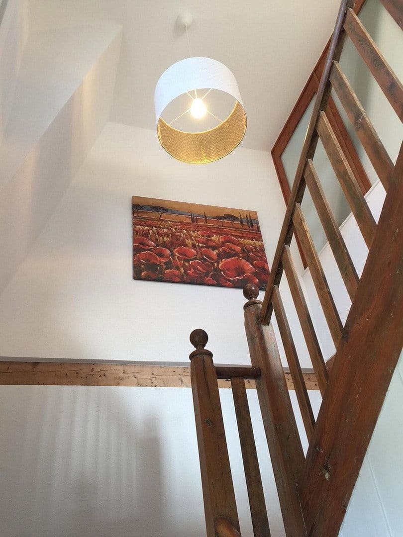 Prenájom bytu 3-izbový 100 m², Mosbach, Bádensko-Wurttembersko Prenájom bytu 3-izbový 100 m², Mosbach, Bádensko-Wurttembersko