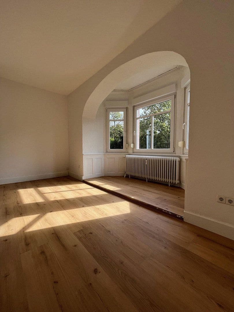 Prenájom bytu 3-izbový 100 m², Mosbach, Bádensko-Wurttembersko Prenájom bytu 3-izbový 100 m², Mosbach, Bádensko-Wurttembersko