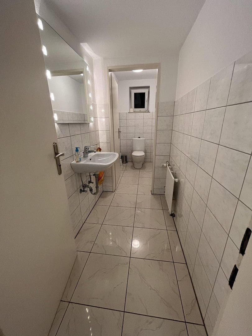 Prenájom kancelárie 250 m², Elbinger Straße 14a, Karlsruhe, Bádensko-Wurttembersko Prenájom kancelárie 250 m², Elbinger Straße 14a, Karlsruhe, Bádensko-Wurttembersko