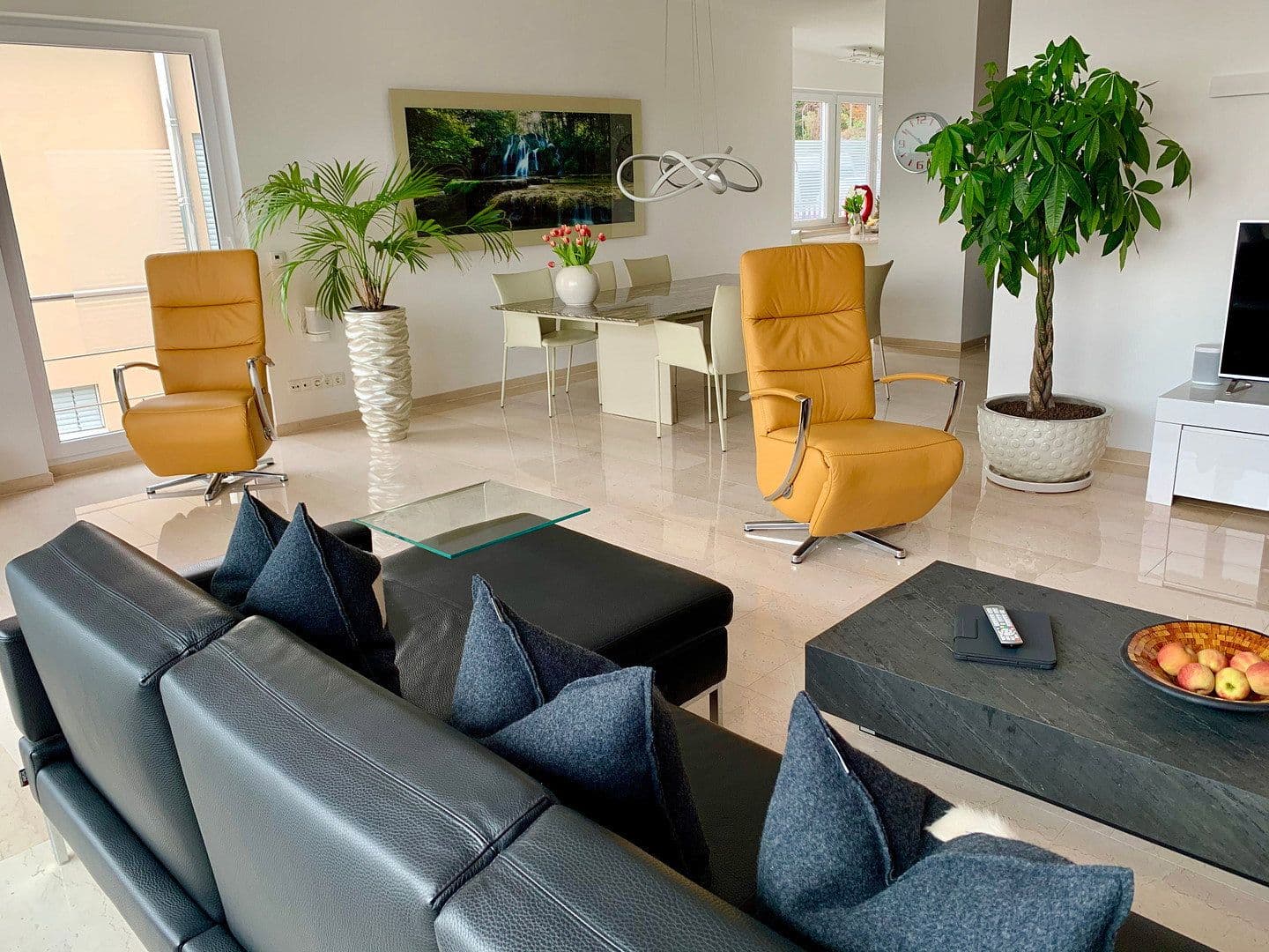 Predaj domu 224 m², pozemek 303 m², Tettnang, Bádensko-Wurttembersko Predaj domu 224 m², pozemek 303 m², Tettnang, Bádensko-Wurttembersko