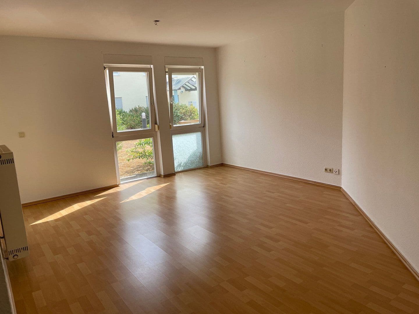 Prenájom bytu 2-izbový 61 m², R.-Breitscheid-Str., Fürstenwalde/Spree, Brandenbursko Prenájom bytu 2-izbový 61 m², R.-Breitscheid-Str., Fürstenwalde/Spree, Brandenbursko