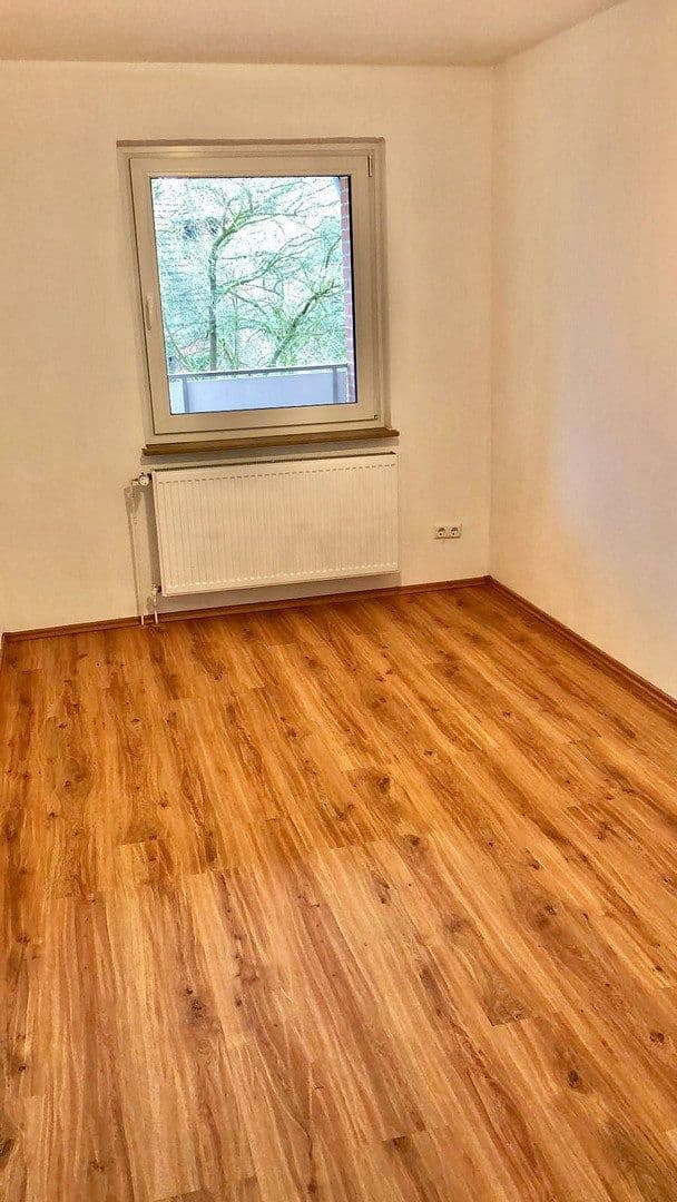 Prenájom bytu 3-izbový 76 m², Syke, Dolné Sasko Prenájom bytu 3-izbový 76 m², Syke, Dolné Sasko