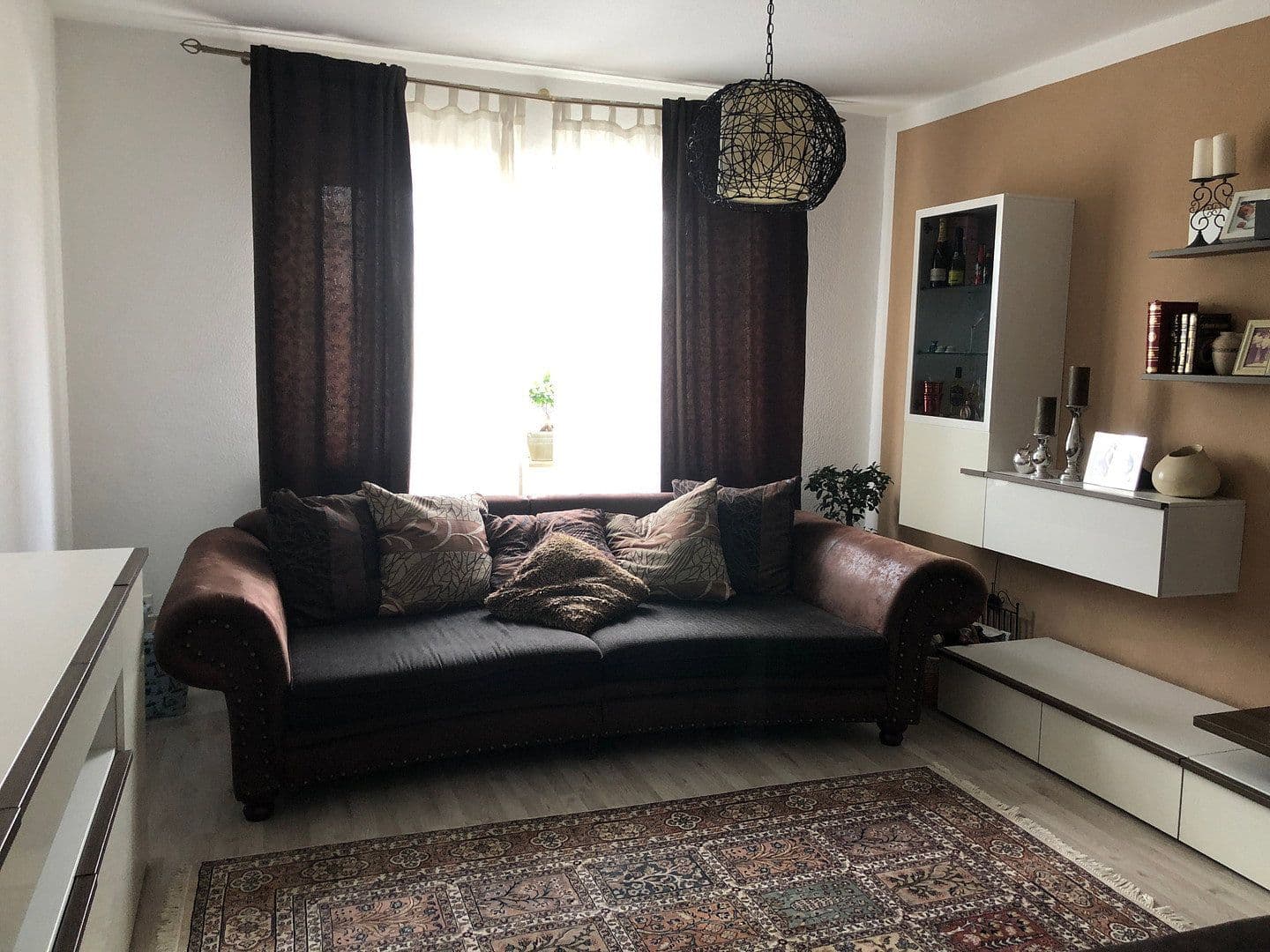 Prenájom bytu 2-izbový 70 m², Bismarckstr. 51, Remscheid, Severné Porýnie - Westfálsko Prenájom bytu 2-izbový 70 m², Bismarckstr. 51, Remscheid, Severné Porýnie - Westfálsko