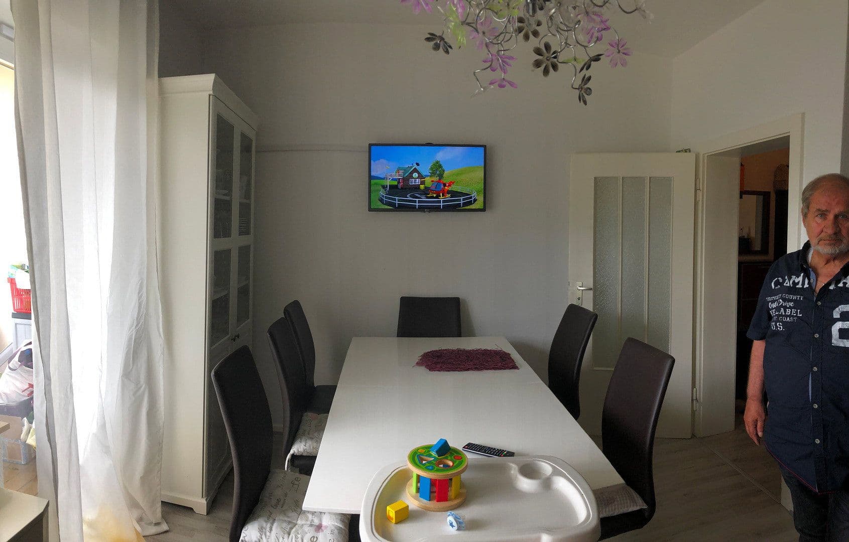 Prenájom bytu 2-izbový 70 m², Bismarckstr. 51, Remscheid, Severné Porýnie - Westfálsko Prenájom bytu 2-izbový 70 m², Bismarckstr. 51, Remscheid, Severné Porýnie - Westfálsko