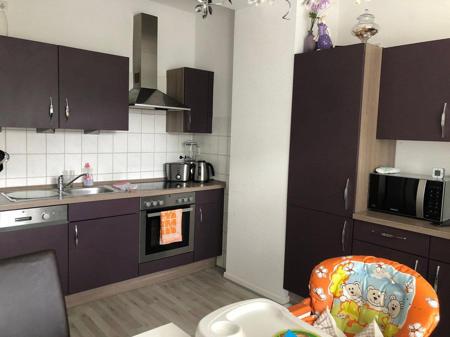 Prenájom bytu 2-izbový 70 m², Bismarckstr. 51, Remscheid, Severné Porýnie - Westfálsko Prenájom bytu 2-izbový 70 m², Bismarckstr. 51, Remscheid, Severné Porýnie - Westfálsko