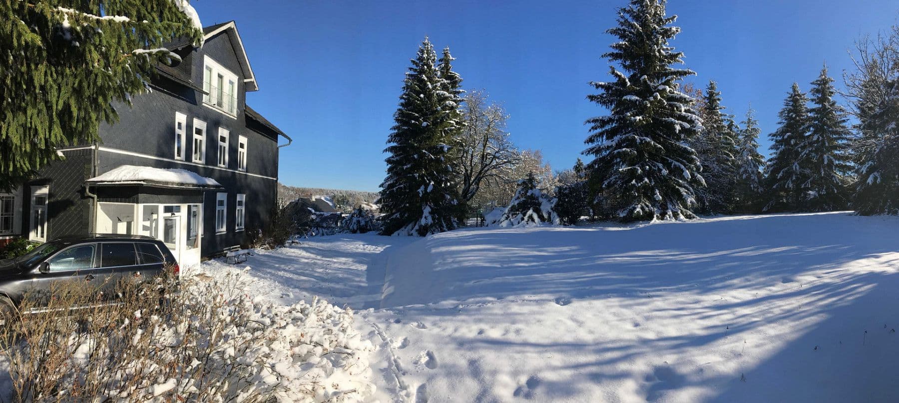 Prenájom bytu 3-izbový 80 m², Suhler Chaussee 21, Suhl OT Schmiedefeld am Rennsteig, Durínsko Prenájom bytu 3-izbový 80 m², Suhler Chaussee 21, Suhl OT Schmiedefeld am Rennsteig, Durínsko