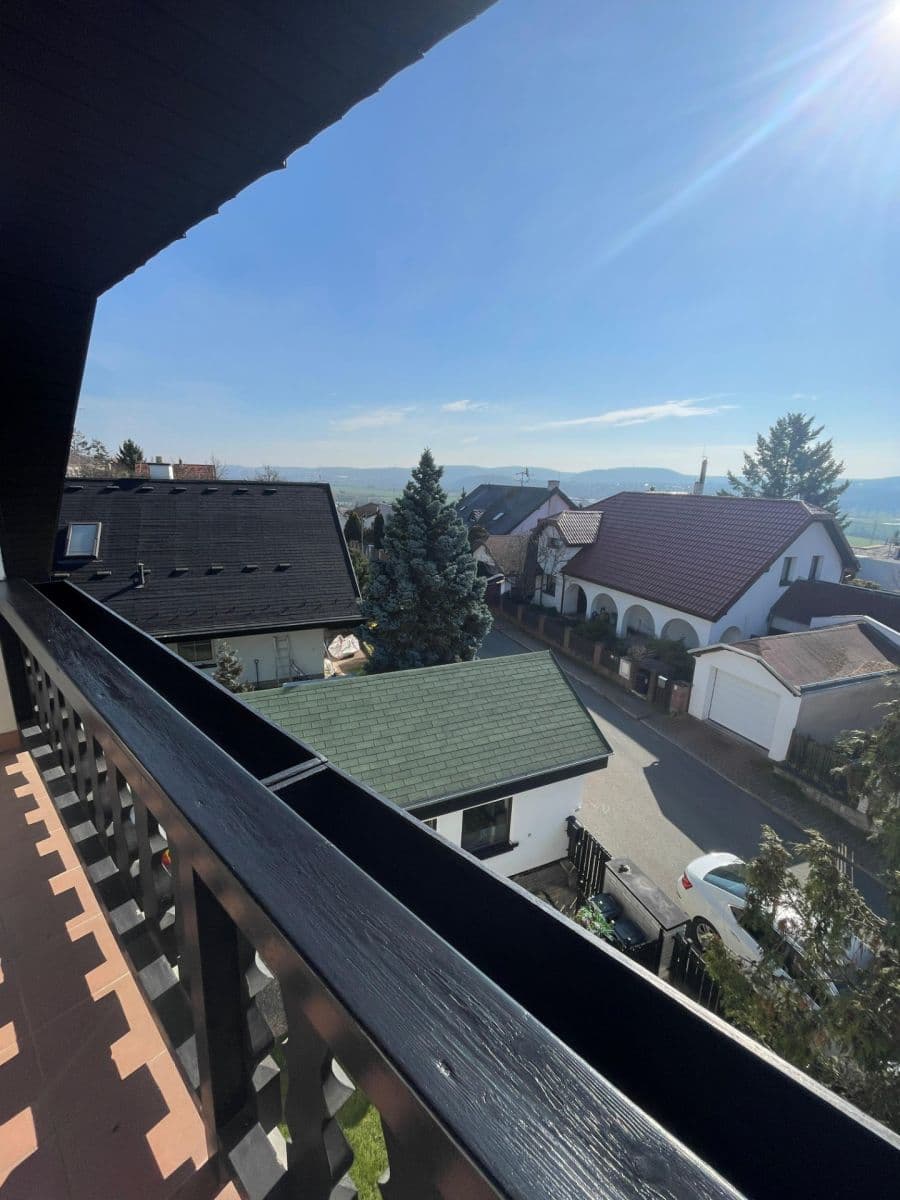 Prenájom bytu 3-izbový 115 m², Dehtínská, Praha, Praha Prenájom bytu 3-izbový 115 m², Dehtínská, Praha, Praha