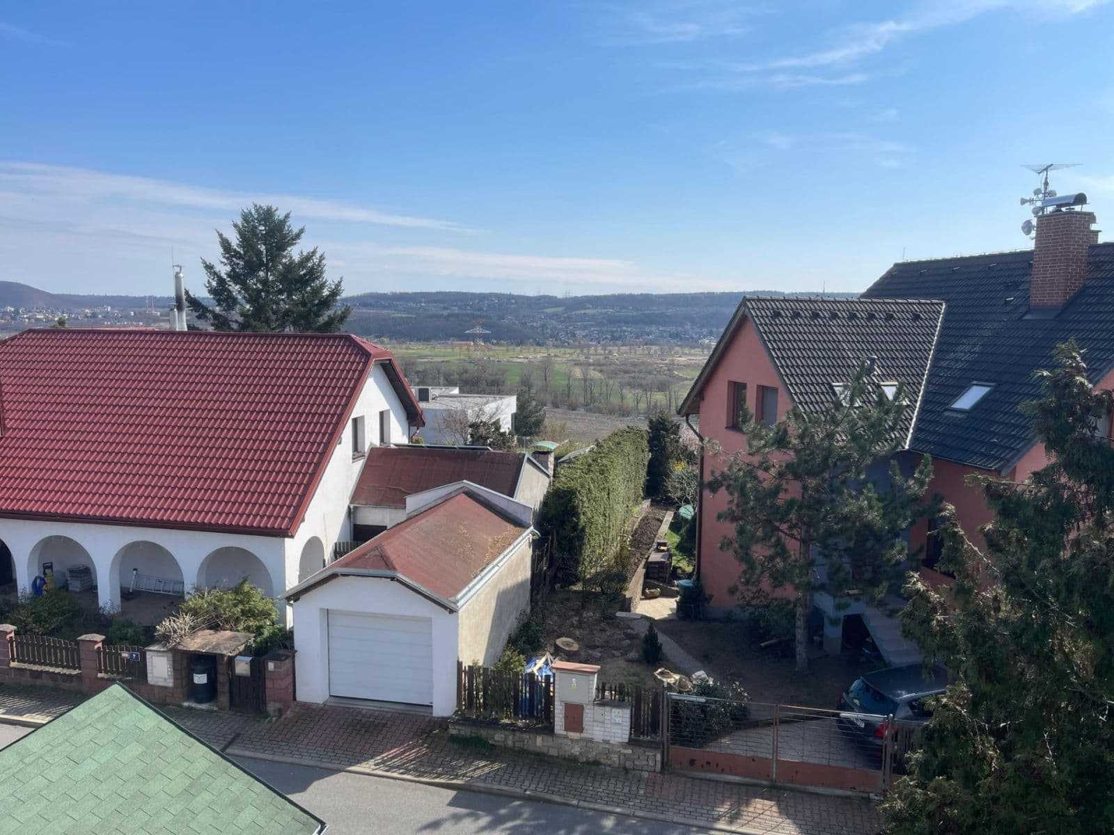 Prenájom bytu 3-izbový 115 m², Dehtínská, Praha, Praha Prenájom bytu 3-izbový 115 m², Dehtínská, Praha, Praha