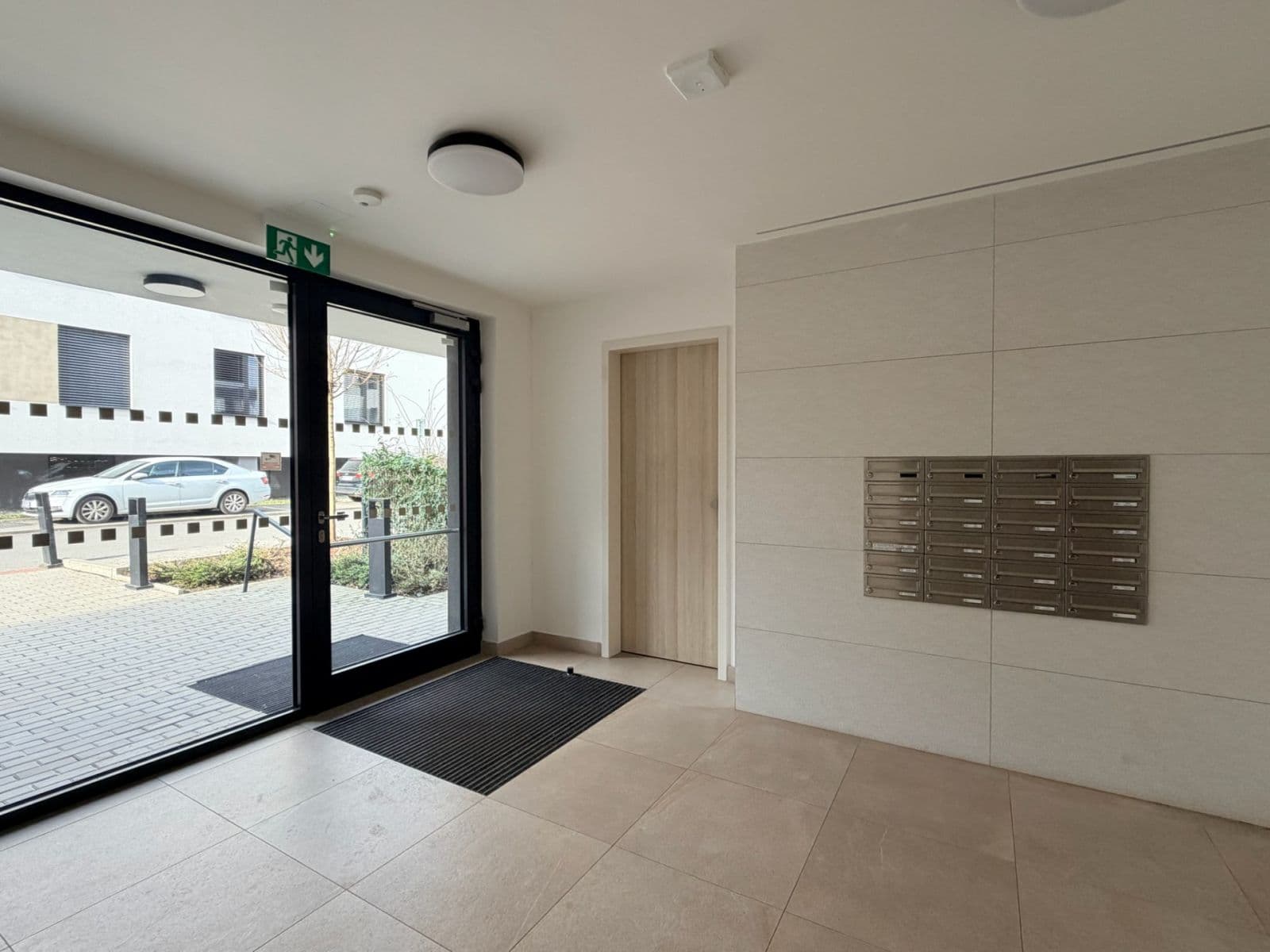 Prenájom bytu 2-izbový 53 m², Dagmar Burešové, Praha, Praha Prenájom bytu 2-izbový 53 m², Dagmar Burešové, Praha, Praha