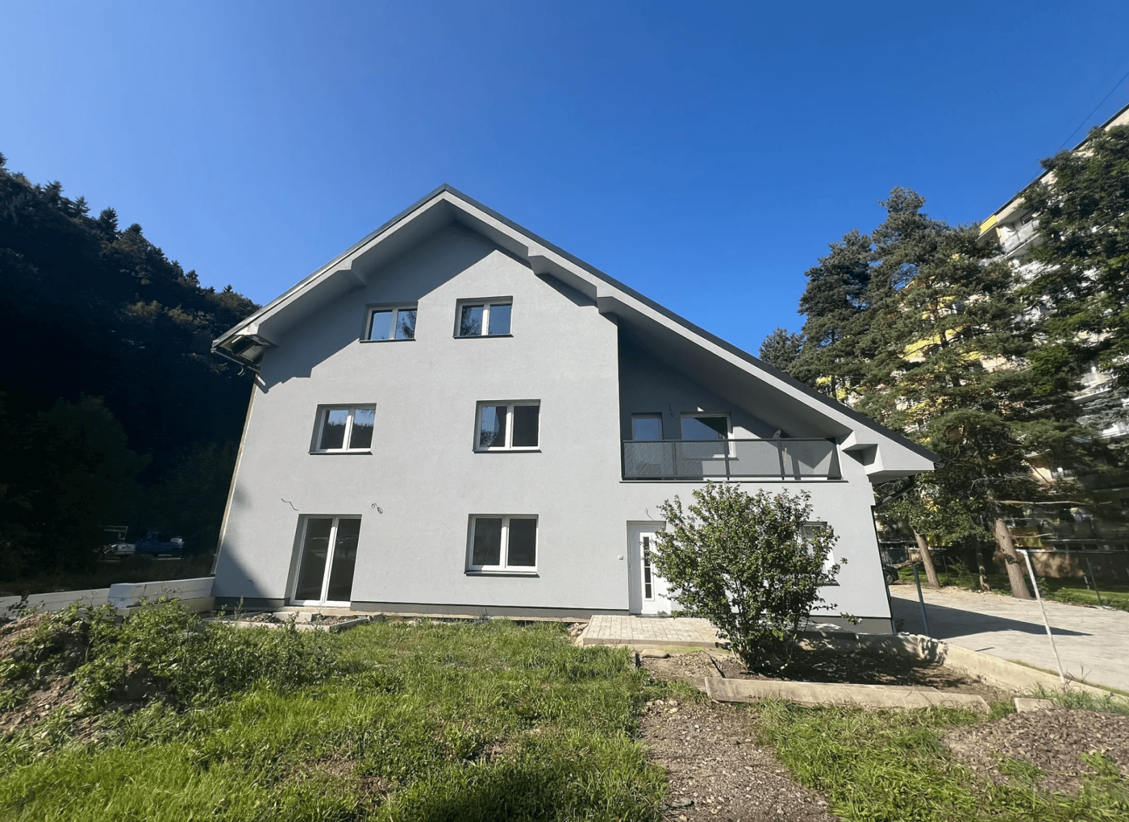 Predaj bytu 3-izbový 92 m², Rýchorské sídliště, Svoboda nad Úpou, Královéhradecký kraj Predaj bytu 3-izbový 92 m², Rýchorské sídliště, Svoboda nad Úpou, Královéhradecký kraj