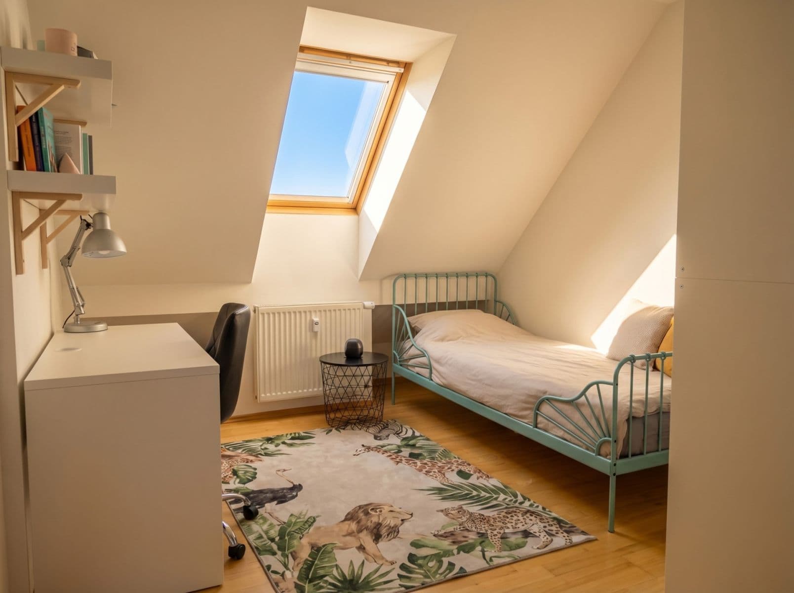 Prenájom bytu 3-izbový 84 m², Žichlínská, Praha, Praha Prenájom bytu 3-izbový 84 m², Žichlínská, Praha, Praha