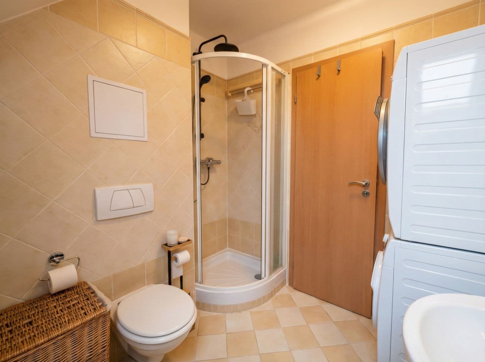 Prenájom bytu 3-izbový 84 m², Žichlínská, Praha, Praha Prenájom bytu 3-izbový 84 m², Žichlínská, Praha, Praha