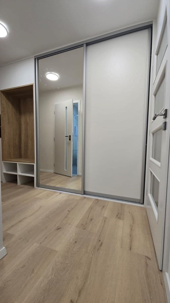 Prenájom bytu 2-izbový 40 m², Pod Strání, Praha, Praha Prenájom bytu 2-izbový 40 m², Pod Strání, Praha, Praha