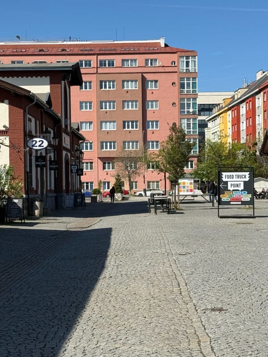 Prenájom bytu 2-izbový 48 m², Jateční, Praha, Praha Prenájom bytu 2-izbový 48 m², Jateční, Praha, Praha