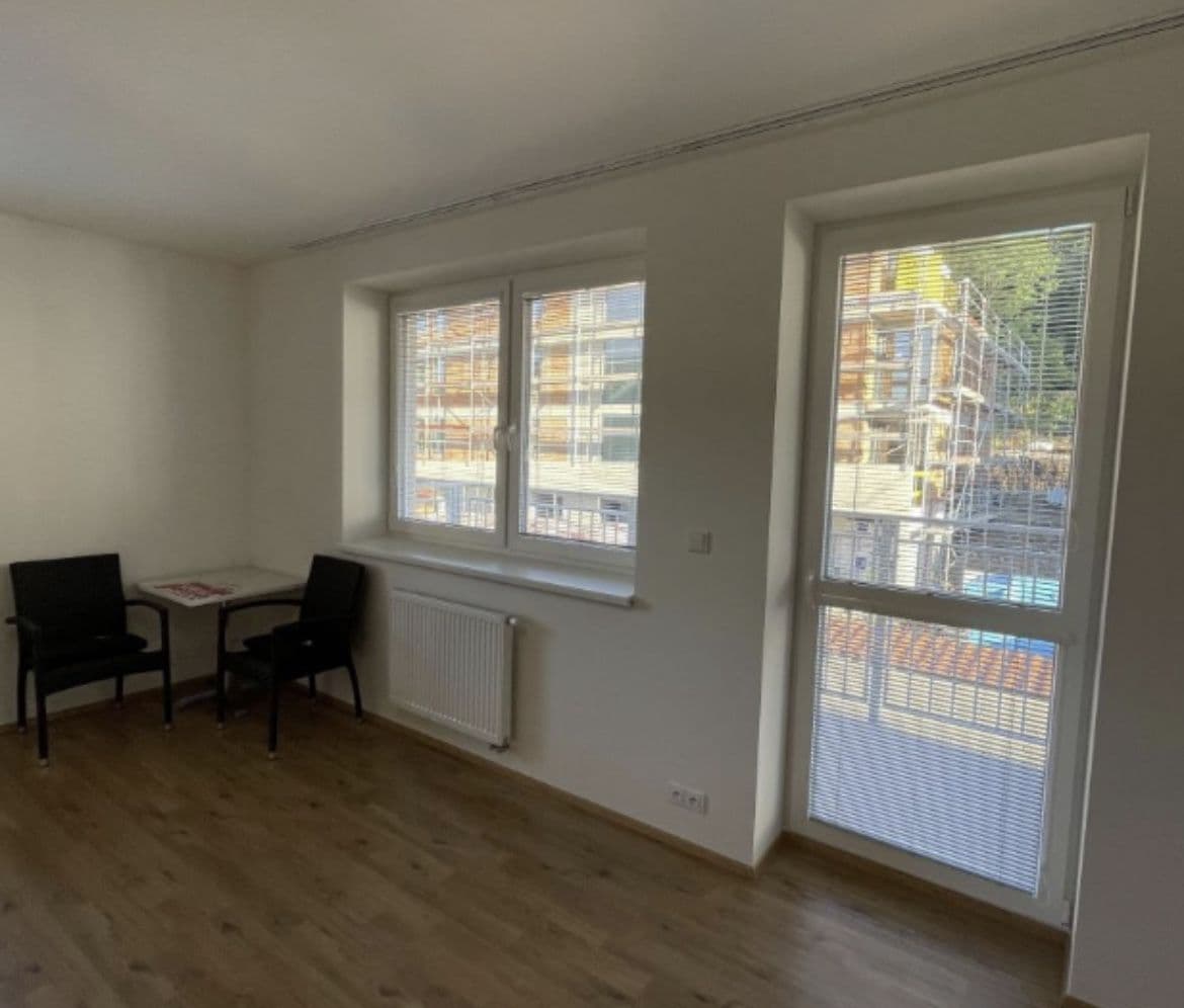 Prenájom bytu 2-izbový 62 m², K Cukrovaru, Odolena Voda, Středočeský kraj Prenájom bytu 2-izbový 62 m², K Cukrovaru, Odolena Voda, Středočeský kraj