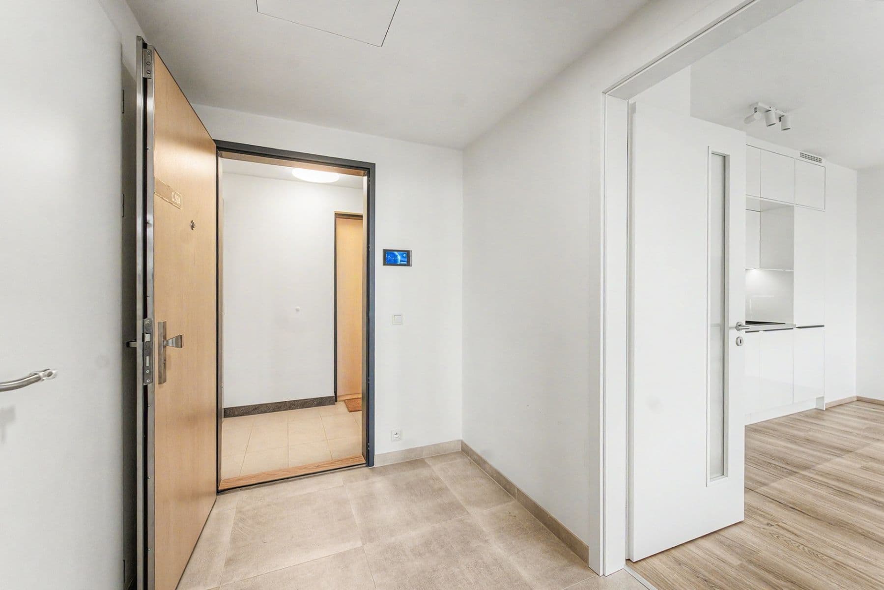 Prenájom bytu 2-izbový 52 m², Hodkovická, Praha, Praha Prenájom bytu 2-izbový 52 m², Hodkovická, Praha, Praha