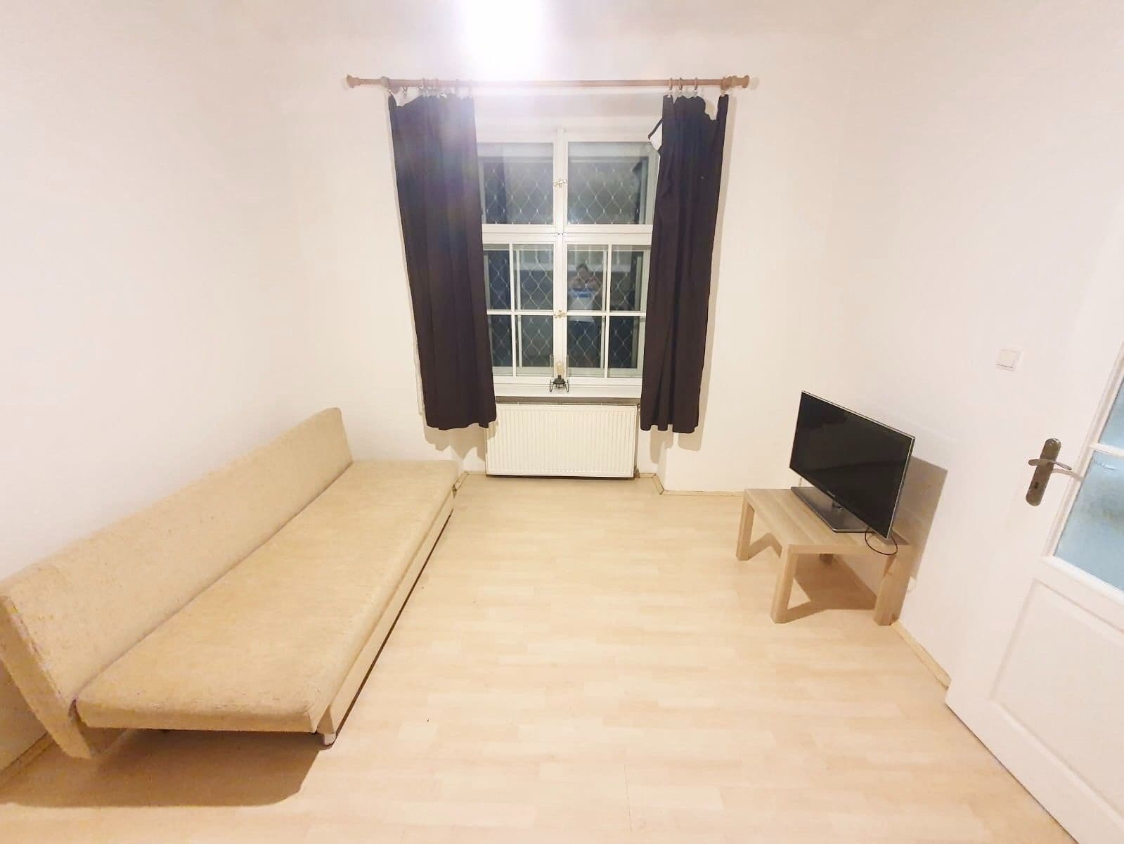 Prenájom bytu 2-izbový 60 m², Národní obrany, Praha, Praha Prenájom bytu 2-izbový 60 m², Národní obrany, Praha, Praha