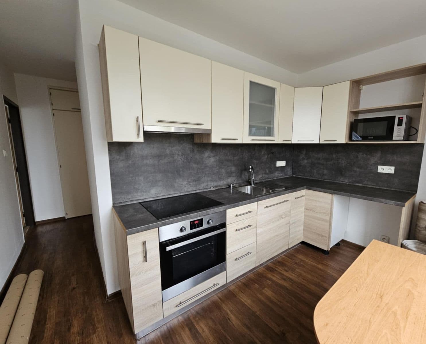 Prenájom bytu 2-izbový 53 m², Chodovická, Praha, Praha Prenájom bytu 2-izbový 53 m², Chodovická, Praha, Praha