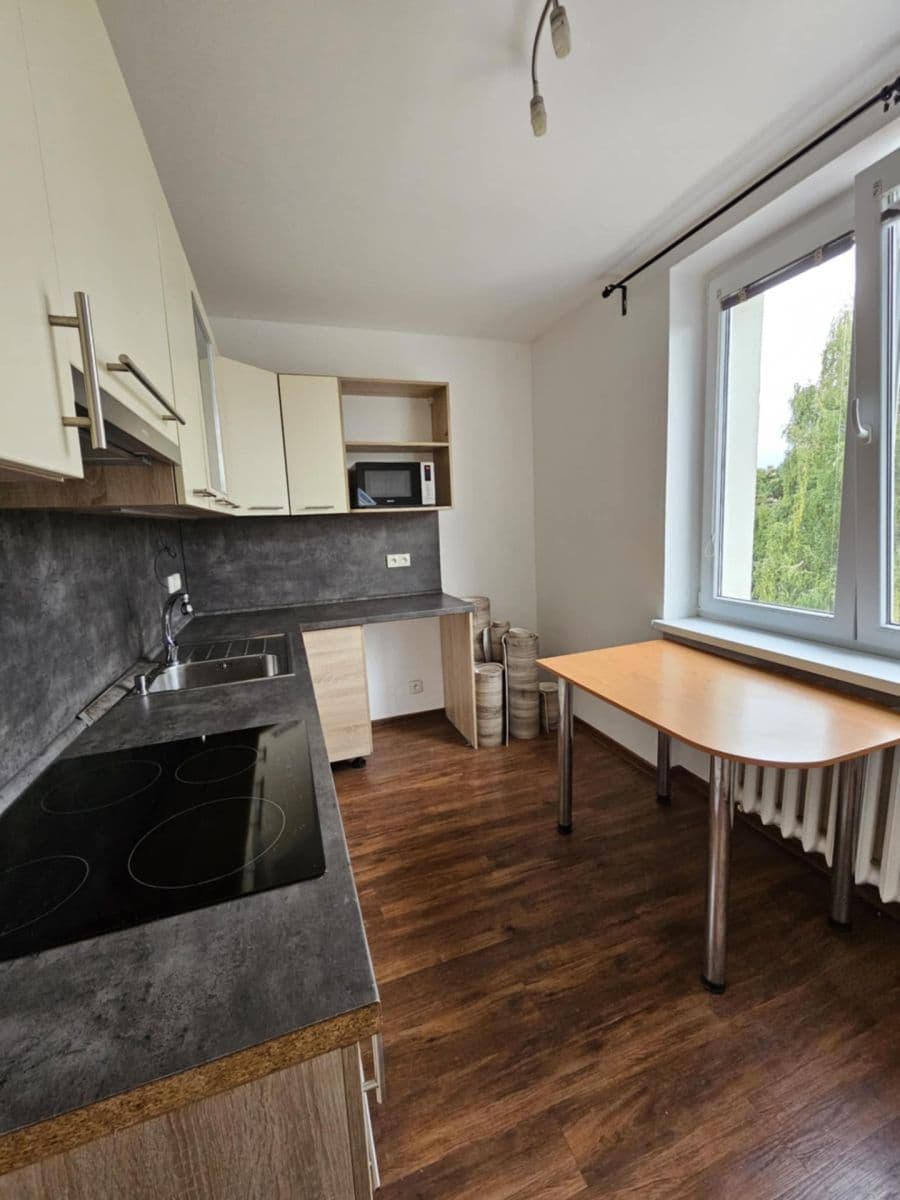 Prenájom bytu 2-izbový 53 m², Chodovická, Praha, Praha Prenájom bytu 2-izbový 53 m², Chodovická, Praha, Praha