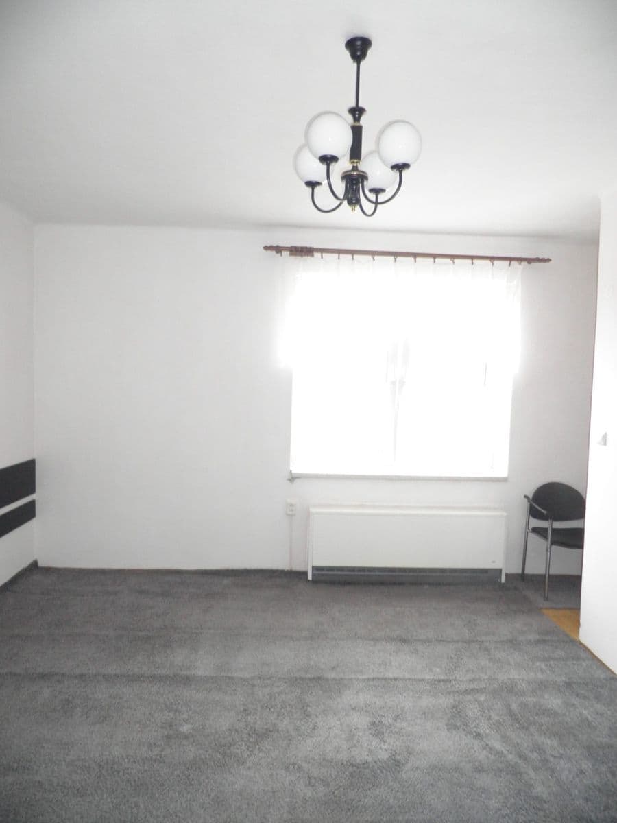 Prenájom bytu 1-izbový 32 m², Erbenova, Písek, Jihočeský kraj Prenájom bytu 1-izbový 32 m², Erbenova, Písek, Jihočeský kraj