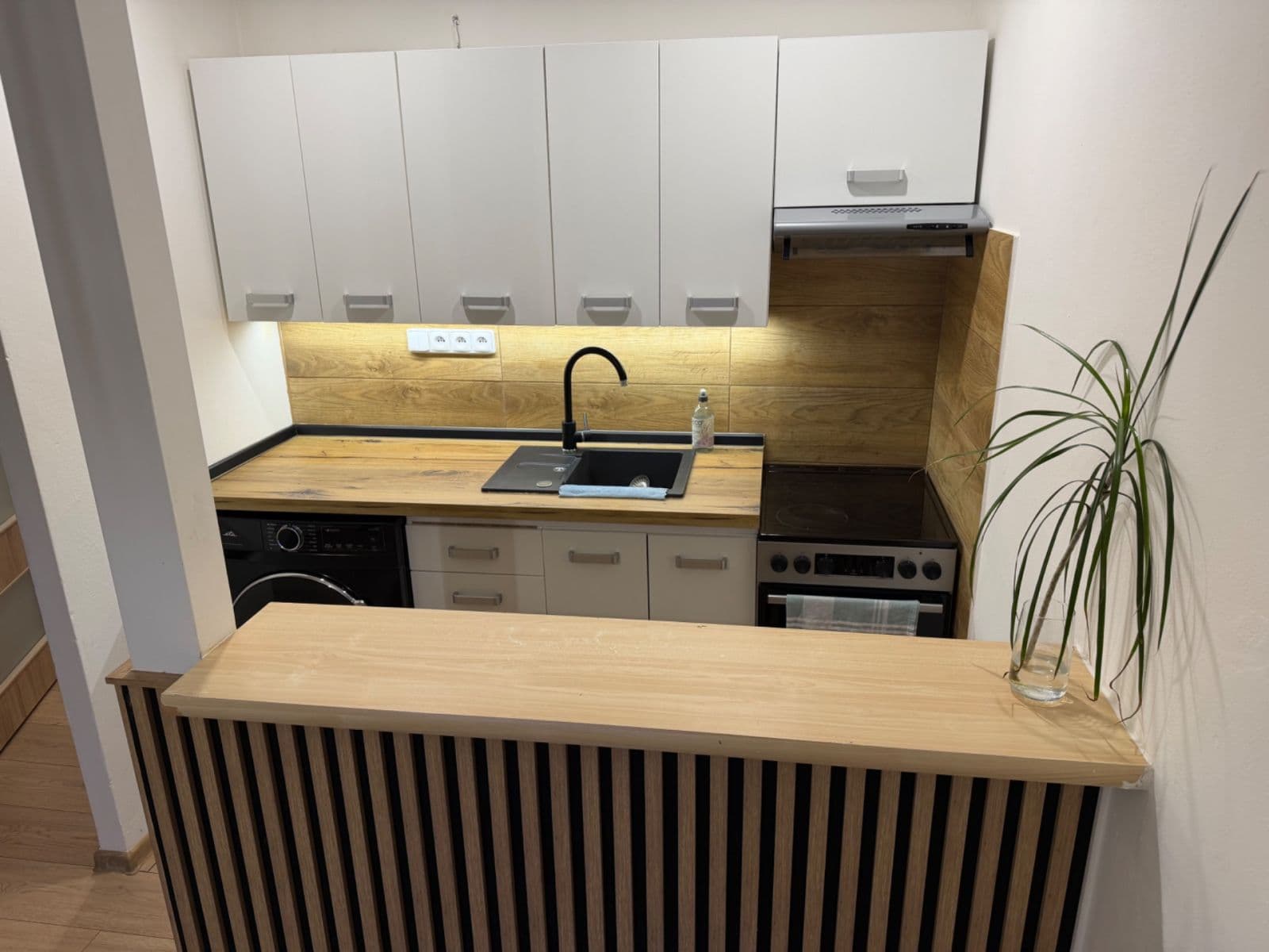 Predaj bytu 1-izbový 27 m², Dolní Jasenka, Vsetín, Zlínský kraj Predaj bytu 1-izbový 27 m², Dolní Jasenka, Vsetín, Zlínský kraj