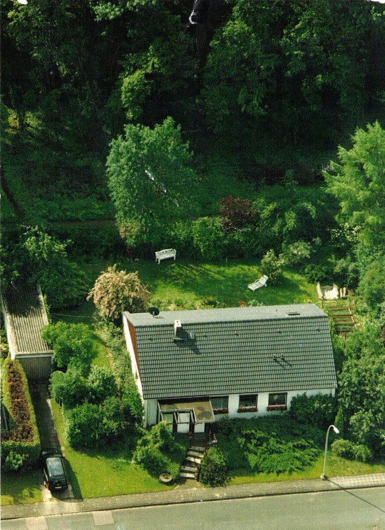 Predaj domu 135 m², pozemek 901 m², Knappstraße 7, Braunschweig, Dolné Sasko Predaj domu 135 m², pozemek 901 m², Knappstraße 7, Braunschweig, Dolné Sasko